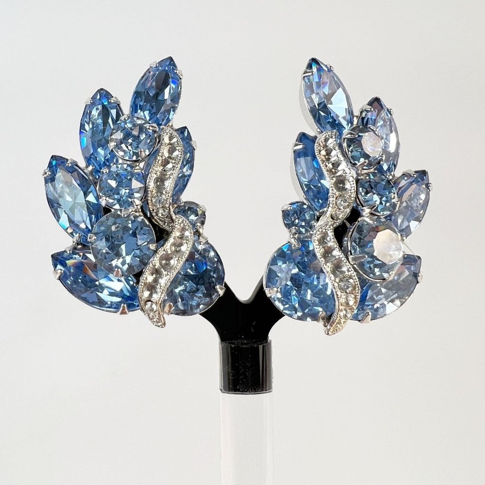 Vintage Eisenberg Blue Navette Crystal Rhinestone Clip On Earrings Silver Tone